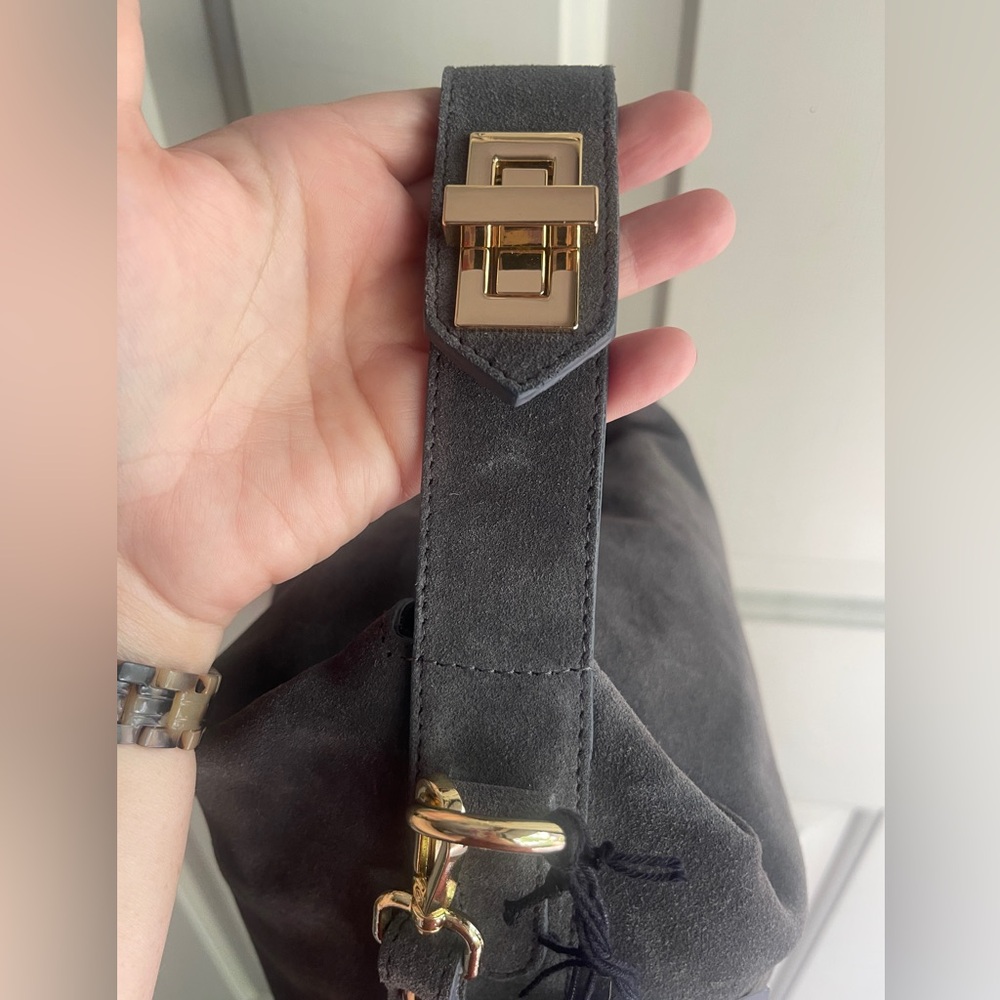 Claudia Firenze Viral Suede Bag 🇮🇹 - Picture 4 of 11